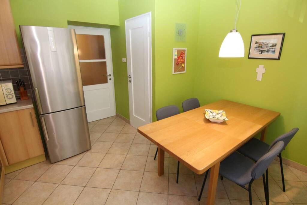 Fast Friend - Cozy Apartment In The Center With Private Garage ริเยกา ภายนอก รูปภาพ